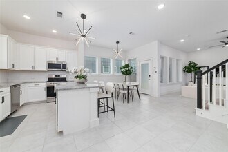 15115 Parkland Canyon Dr in Cypress, TX - Foto de edificio - Building Photo