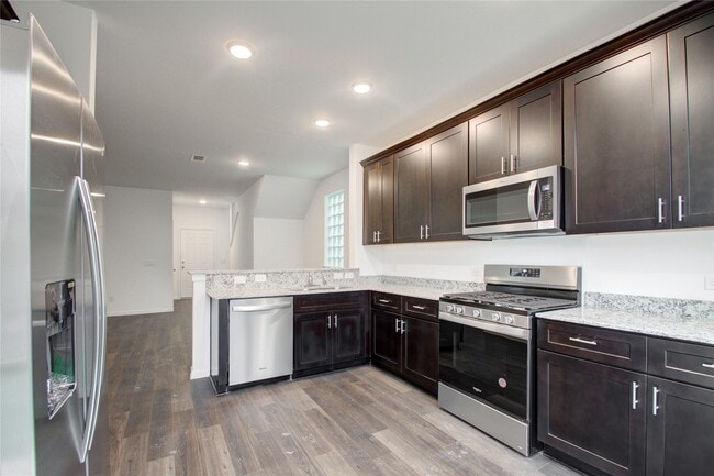 10123 Clearwick St in Houston, TX - Building Photo - Building Photo