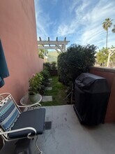 1500 Pine Ave in Long Beach, CA - Building Photo - Building Photo