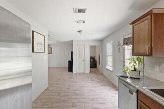 1101 E College St in Princeton, TX - Building Photo - Building Photo