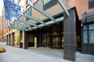 24th Street Residence in New York, NY - Foto de edificio - Building Photo