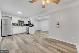 6 Magnolia Ct in Sicklerville, NJ - Building Photo - Building Photo