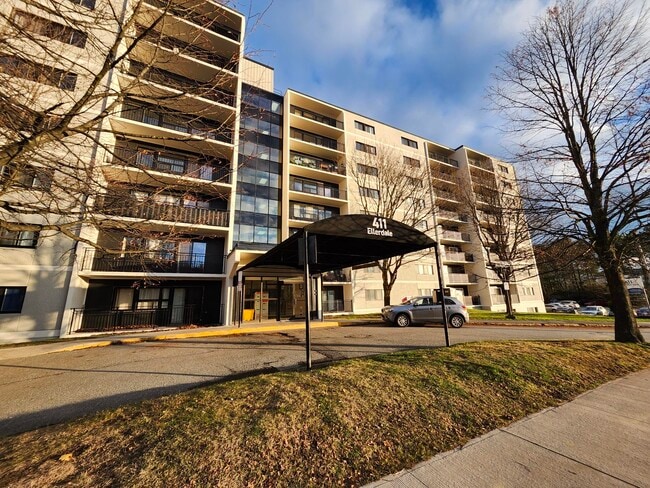 411 Ellerdale St in Saint John, NB - Building Photo - Building Photo