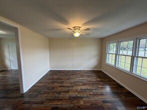 814 Frost St SW in Hartselle, AL - Building Photo - Building Photo