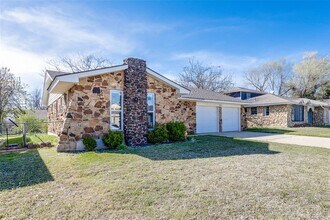 645 Lloyd Ave in Midwest City, OK - Building Photo - Building Photo