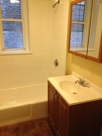 30 S Huntington Ave, Unit 3 in Boston, MA - Building Photo - Building Photo