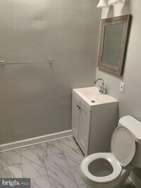 521 N Streeper St photo'