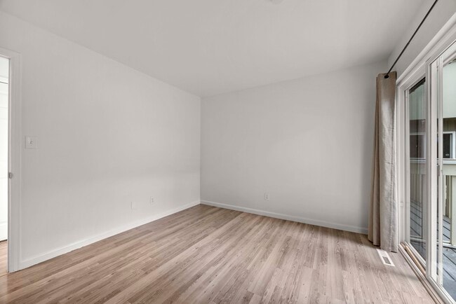 property at 1615 Cottonwood Dr