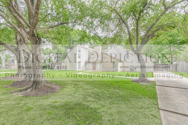 17802 Theiss Mail Rte Rd in Spring, TX - Building Photo - Building Photo