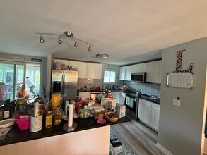 525 Slingerland Dr in Schaumburg, IL - Building Photo - Building Photo