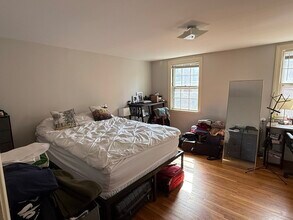 97 West Cedar St, Unit 3 in Boston, MA - Building Photo - Building Photo
