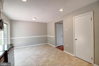 101 S Oak Cliff Ct in Mount Airy, MD - Building Photo - Building Photo