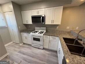 6745 Trafalgar Sq in Norcross, GA - Building Photo - Building Photo