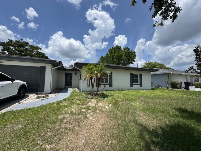 4895 E Wind St in Orlando, FL - Building Photo - Building Photo