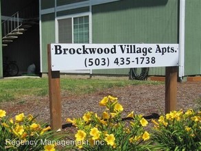 Brockwood Village Apartments in McMinnville, OR - Foto de edificio - Building Photo