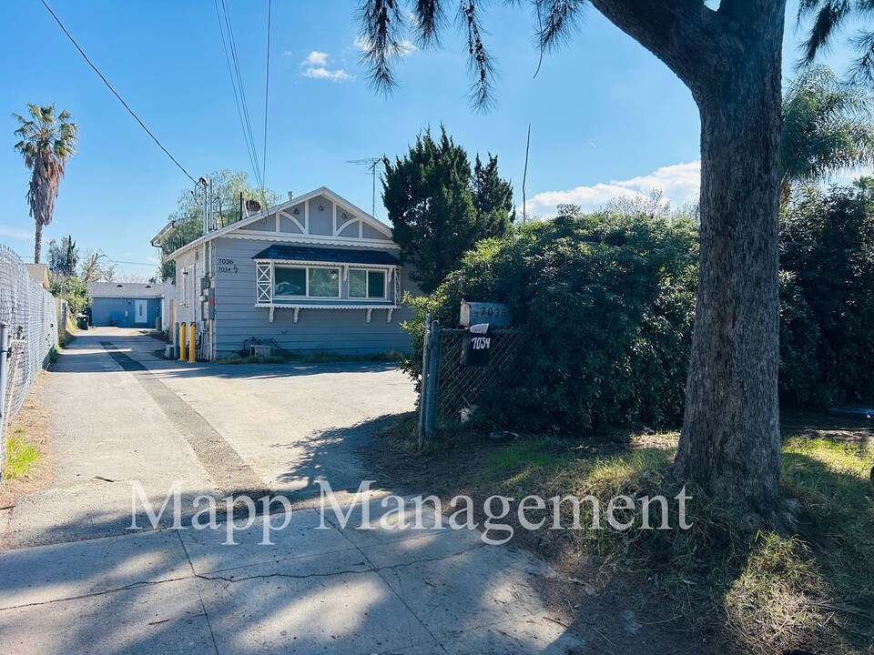 7034 Yolanda Ave in Los Angeles, CA - Building Photo