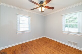 71 Surrey Ln in Clifton, NJ - Building Photo - Building Photo