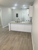 1810 Atrium Pl Dr in Harlingen, TX - Building Photo