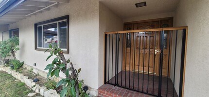 1904 Verdugo Loma Dr in Glendale, CA - Building Photo - Building Photo