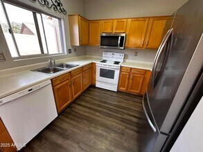 14236 W Caballero Dr in Sun City West, AZ - Foto de edificio - Building Photo