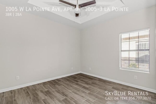 1005 W La Pointe Ave in Alton, TX - Building Photo - Building Photo