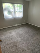 1017 Hein Ave in Lansing, MI - Building Photo - Building Photo