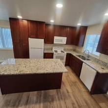 4401 S 27th St in Lincoln, NE - Building Photo - Building Photo