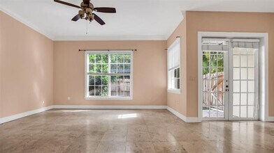 1750 NE 12th St in Fort Lauderdale, FL - Foto de edificio - Building Photo
