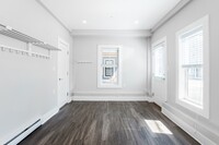 14 McBride St, Unit 1 in Boston, MA - Building Photo - Building Photo