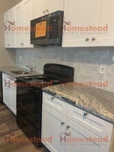 806 DeKalb St in Norristown, PA - Building Photo - Building Photo