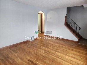 1327 25th St NE in Canton, OH - Building Photo - Building Photo