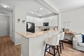 11339 Dundarrach Ln in Charlotte, NC - Building Photo - Building Photo