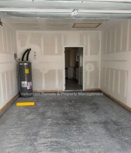 9571 Star Dr in Jacksonville, FL - Building Photo - Building Photo