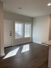 205 Sterling St in College Station, TX - Building Photo - Building Photo