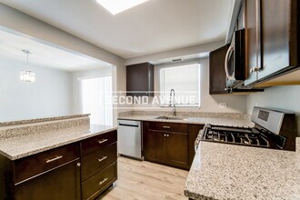 578 Grove Rd in Verona, PA - Building Photo - Building Photo