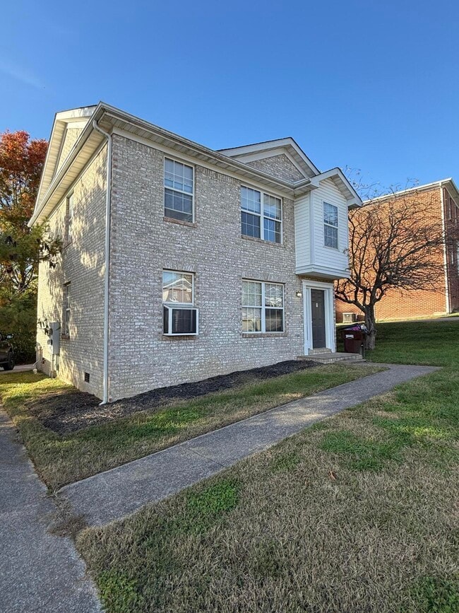 property at 429 Sara Leigh Dr