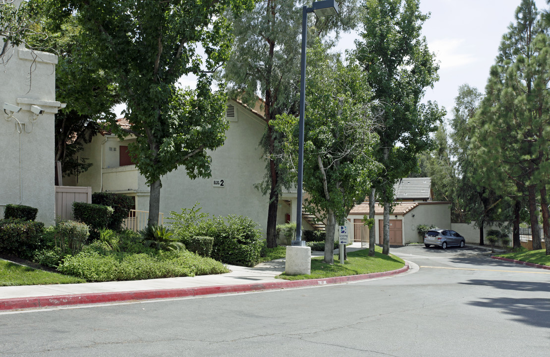 Summerwind Apartments in Highland, CA - Building Photo