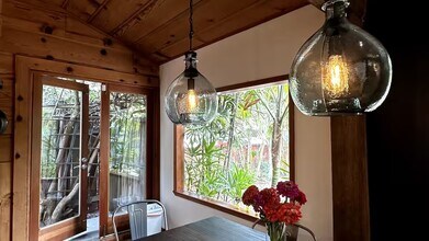 3617 Maplewood Ave in Los Angeles, CA - Building Photo - Building Photo