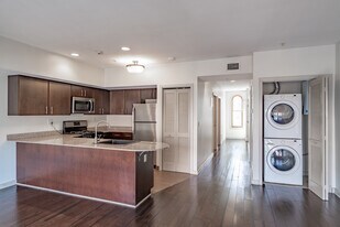 Twain Tower in Buffalo, NY - Building Photo