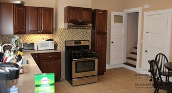 70 Leicester St, Unit Lg-RM in Boston, MA - Building Photo