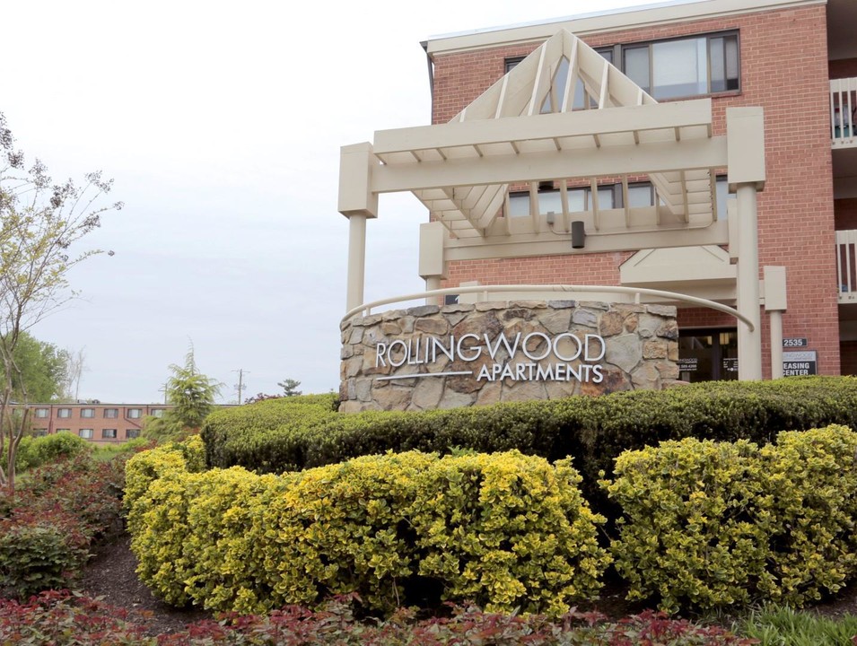 Rollingwood Apartments in Silver Spring, MD - Foto de edificio