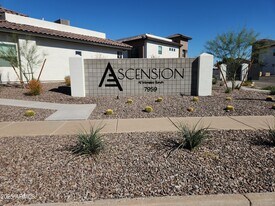 7959 N 53rd Ave in Glendale, AZ - Building Photo