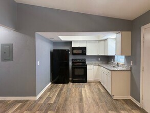 5401 65th Terrace in Pinellas Park, FL - Foto de edificio - Building Photo