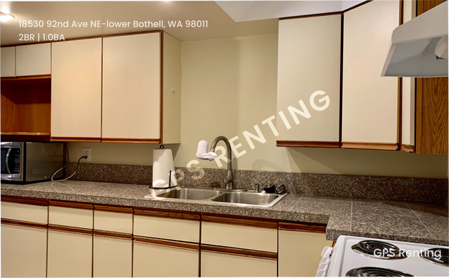 18530 92nd Ave in Bothell, WA - Building Photo - Building Photo