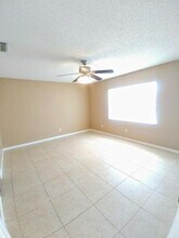925 SE Albatross Ave in Port St. Lucie, FL - Building Photo - Building Photo