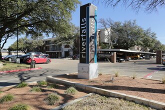 Waterford at Bellmar in Dallas, TX - Foto de edificio - Building Photo