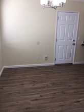 462 N Cherry St in Tulare, CA - Building Photo - Building Photo