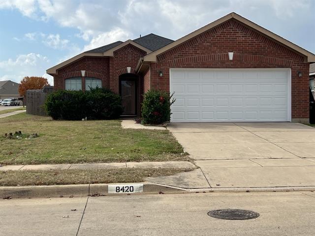 8420 Autumn Creek Trail in Fort Worth, TX - Building Photo