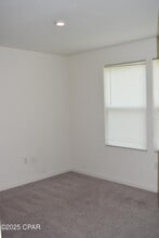 1570 Aldoro Cir in Chipley, FL - Building Photo - Building Photo