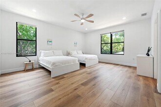 5513 NW 5th Ave in Miami, FL - Building Photo - Building Photo